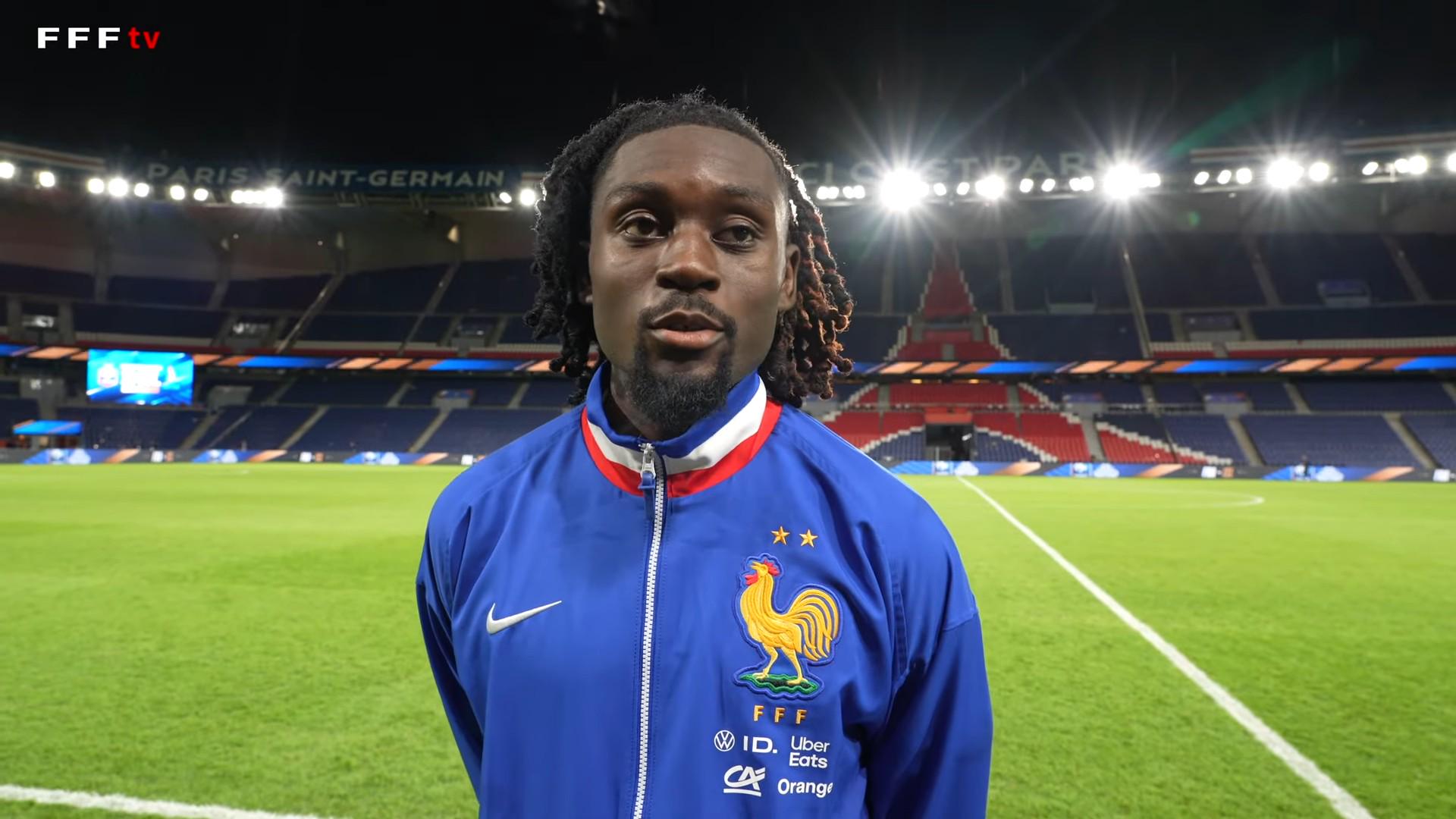 我们在场上 我们在场上